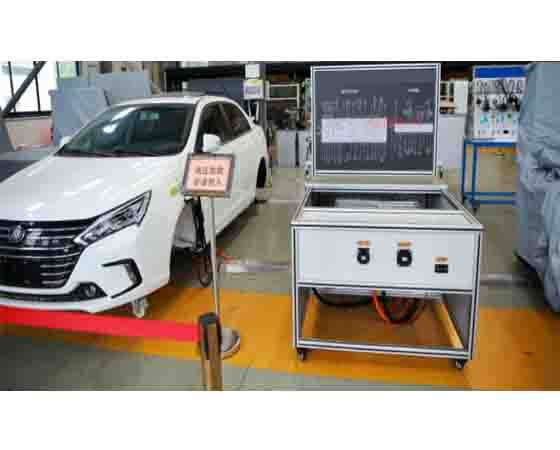 新能源實(shí)訓(xùn)室:教育與實(shí)踐的橋梁